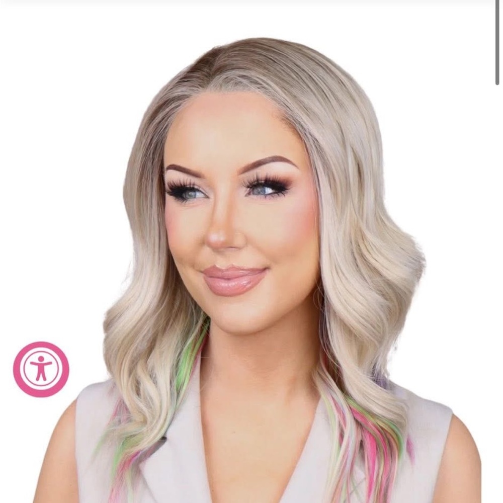 Chelsey smith crowns Oakley rainbow large wig Scandinavian hairline blonde